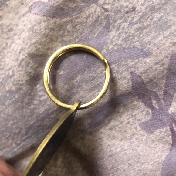 University of Delaware bronze College of Business and Economics keychain. New. - Picture 3 of 4